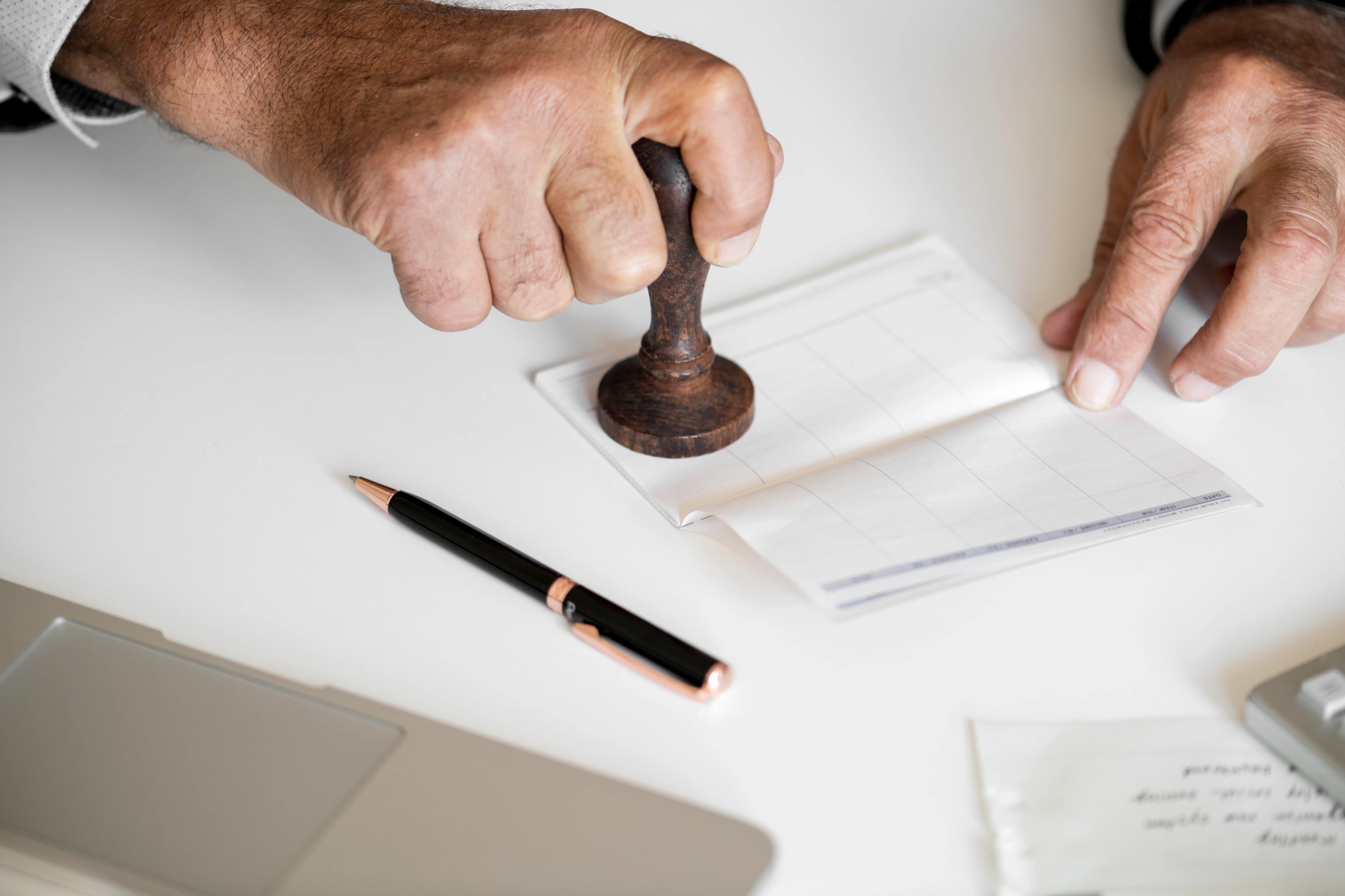 مالیات حق تمبر چیست و چقدر است؟