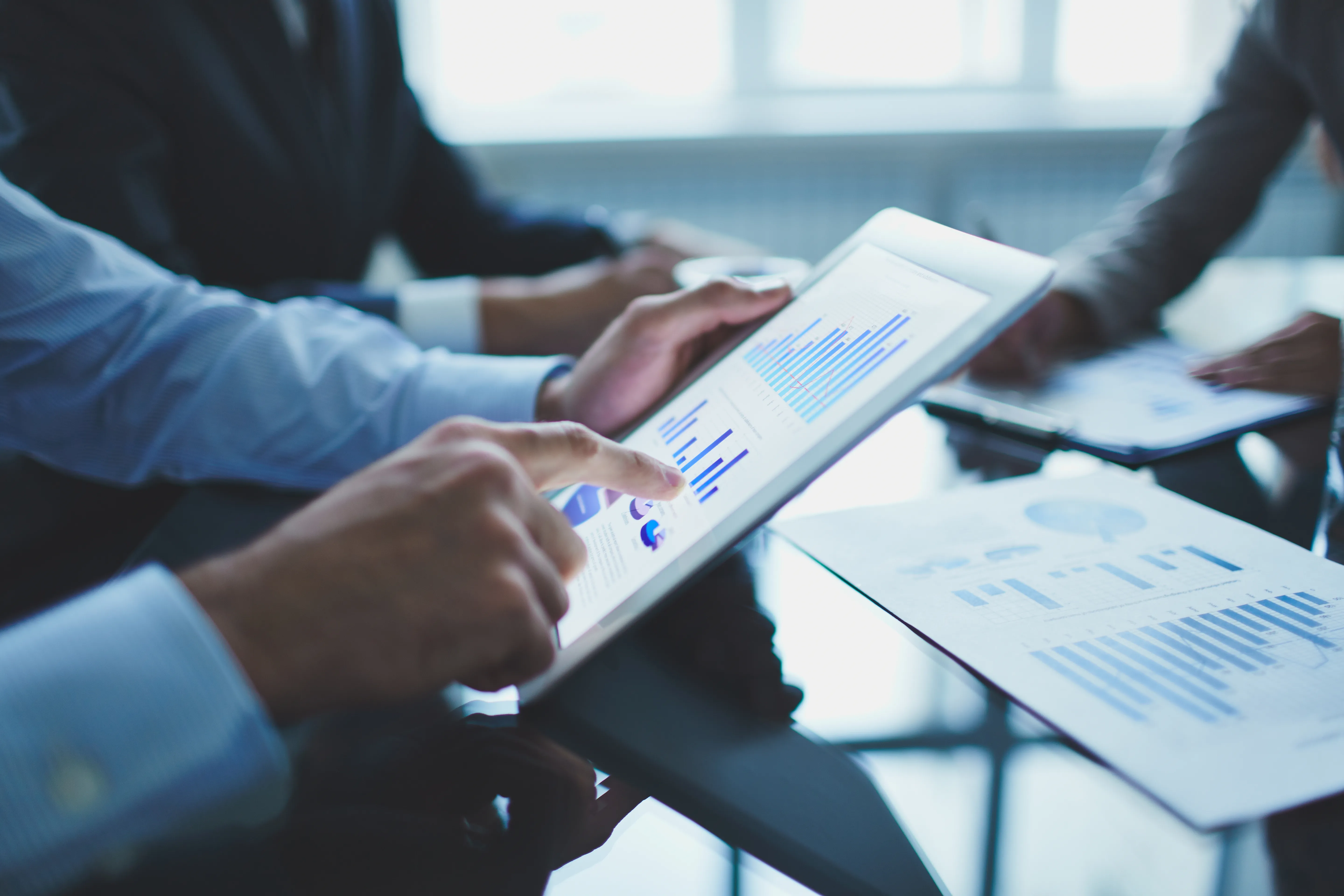 مدیریت پایگاه داده (DBMS) و انواع پایگاه داده‌ ها
