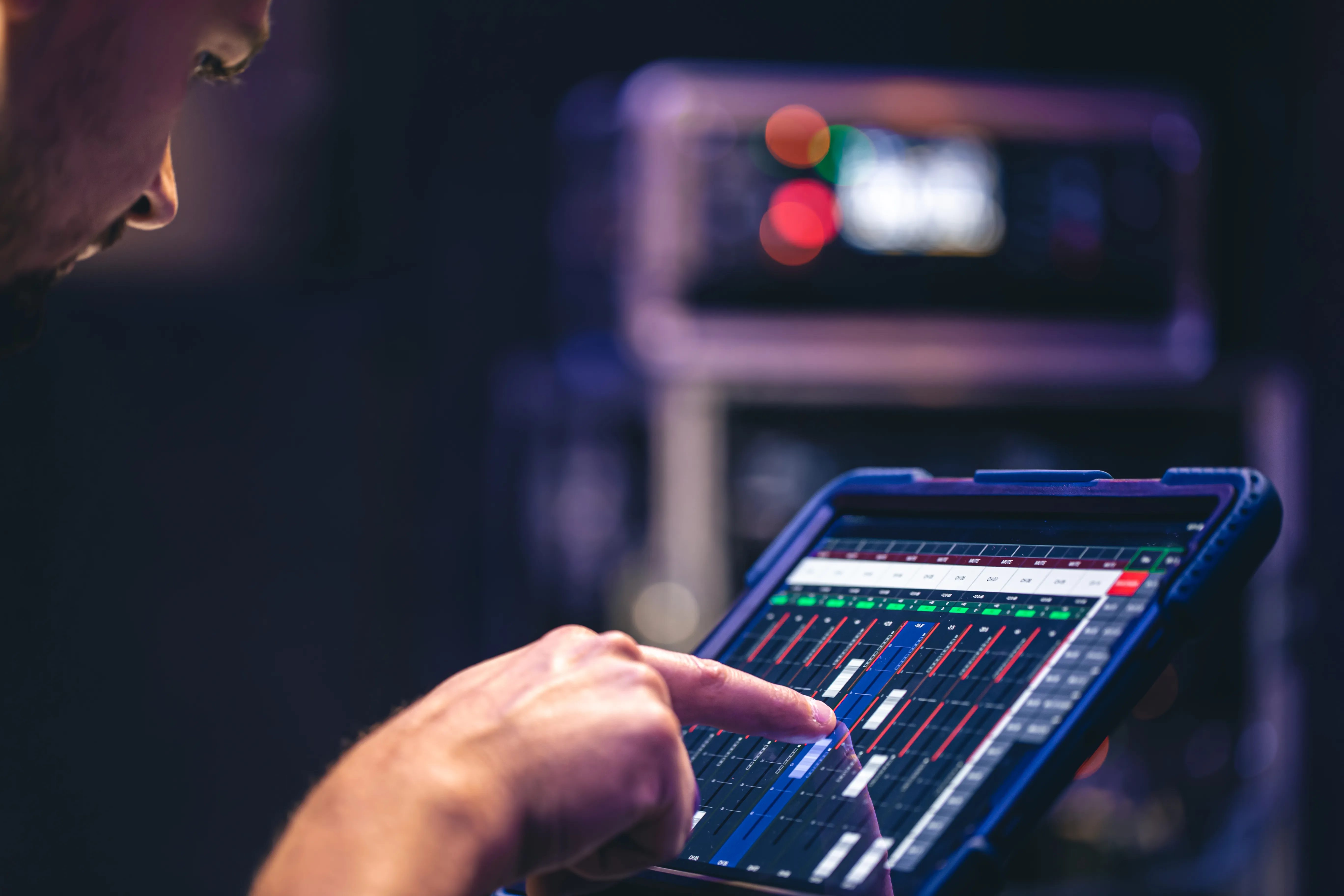 نظارت پیشرفته بر عملکرد تولید با نرم افزار راهکار سیستم سامان