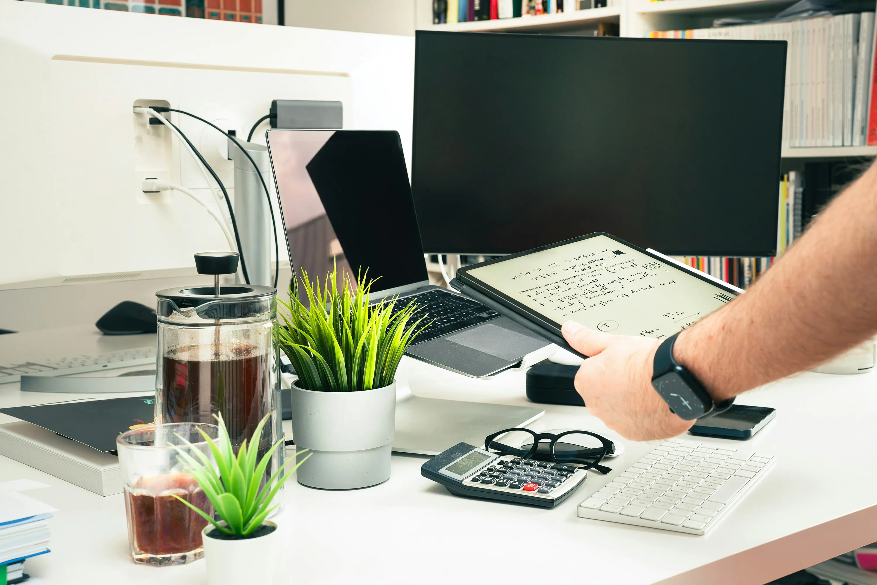 بررسی تخصصی و انتخاب حرفه ای سیستم حسابداری
